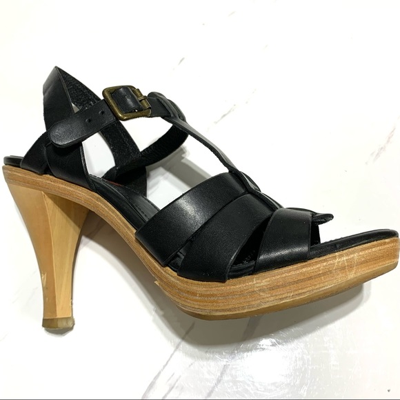 Michael Kors Black Leather Sandals US 7M - Picture 15 of 15